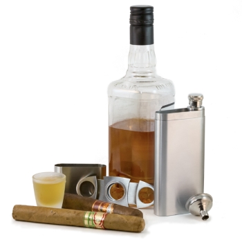 Perfect Pregame Cigar Flask With Funnel and Cigar Cutter